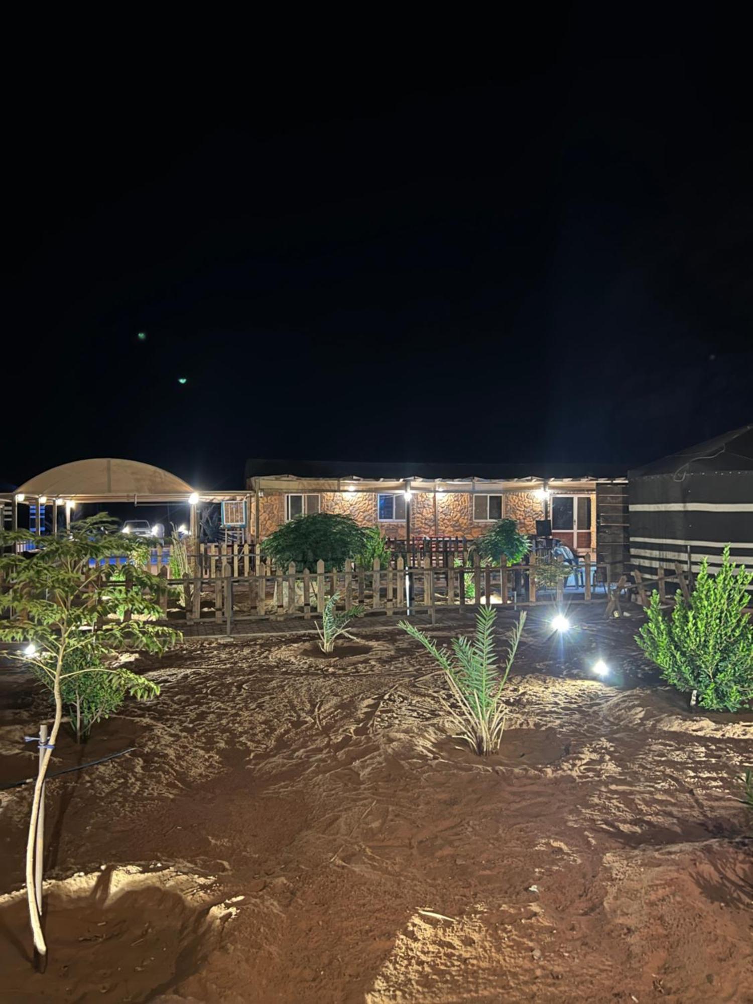 Wadi Rum Sky Camp Exterior foto